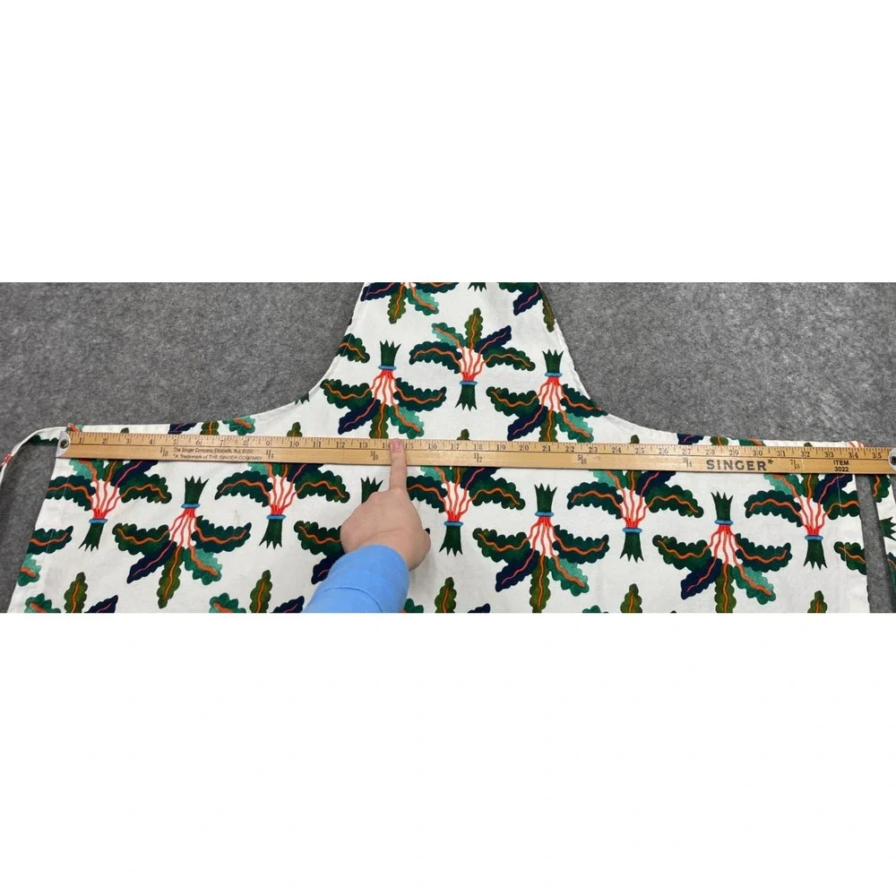 La DoubleJ Apron Green Orange White One Size Floral DoubleJ Read